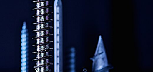 passende schrauben für dübel